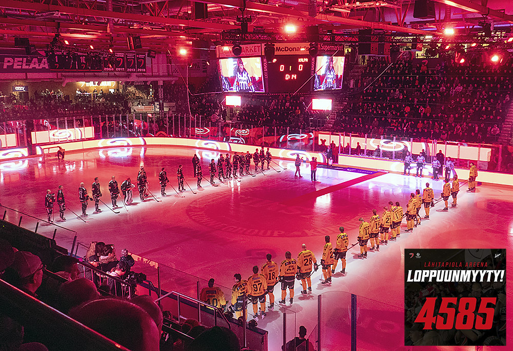 Ottelutapahtuman aluksi palkittiin kuukauden junioripelaaja